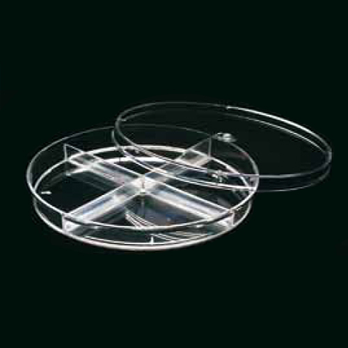 90mm Triple Vent Petri Dish Four Compartments LabWorld.co.uk